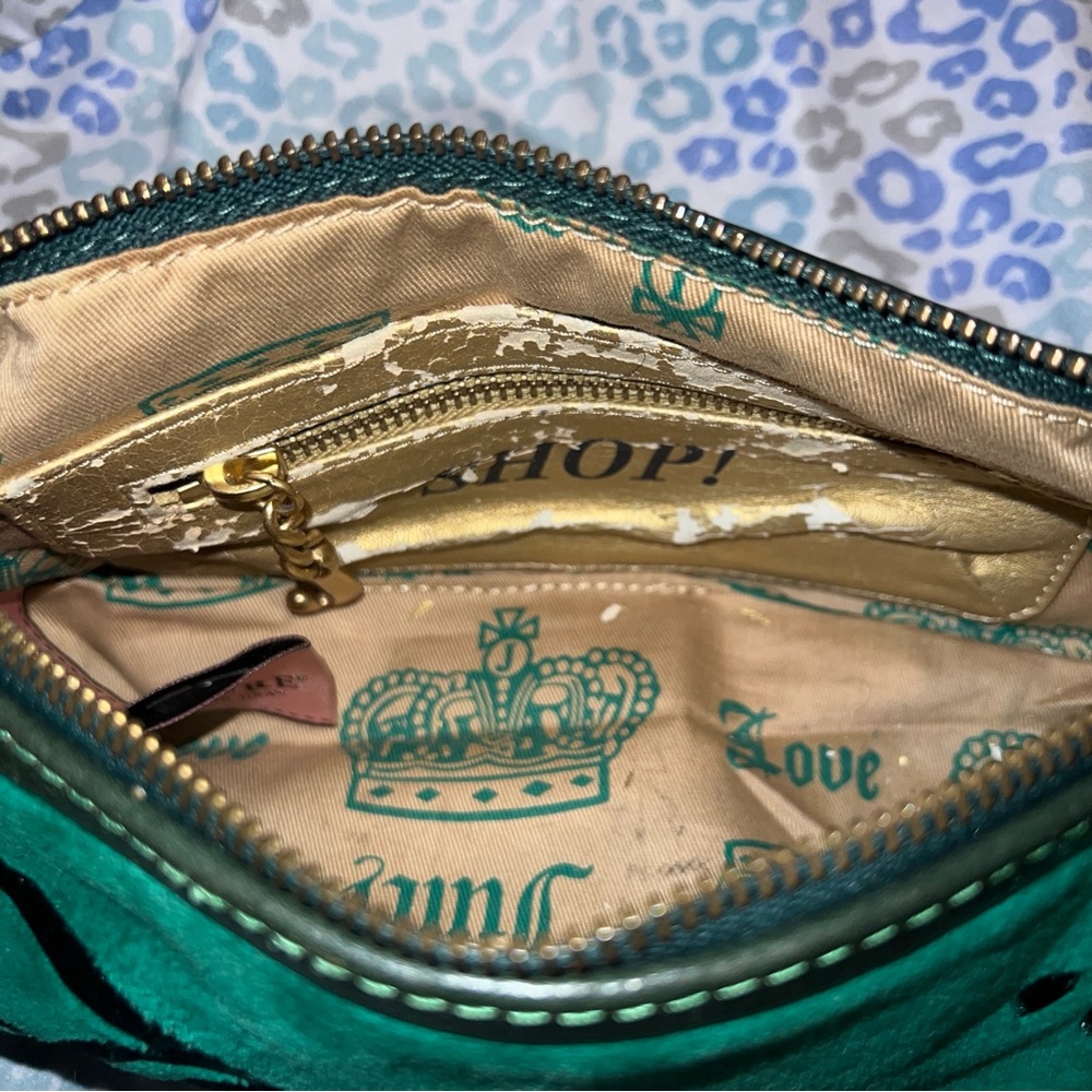 Vintage Green Juicy Couture Purse Handbag Barrel Bag Shoulder Bag Velour Y2K - Picture 6 of 8